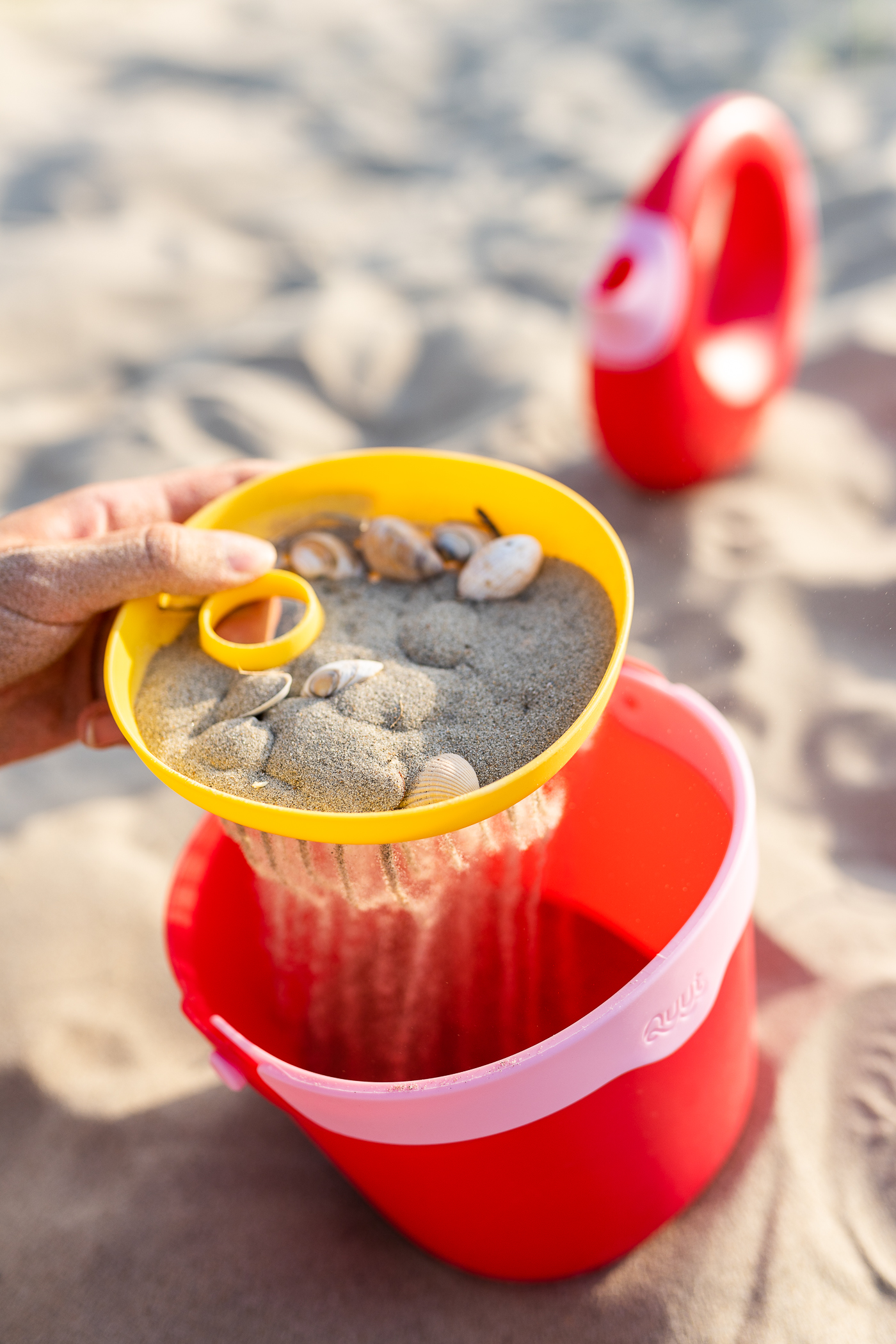 Kindereimer Sieb Sand Bucki Rot Quut