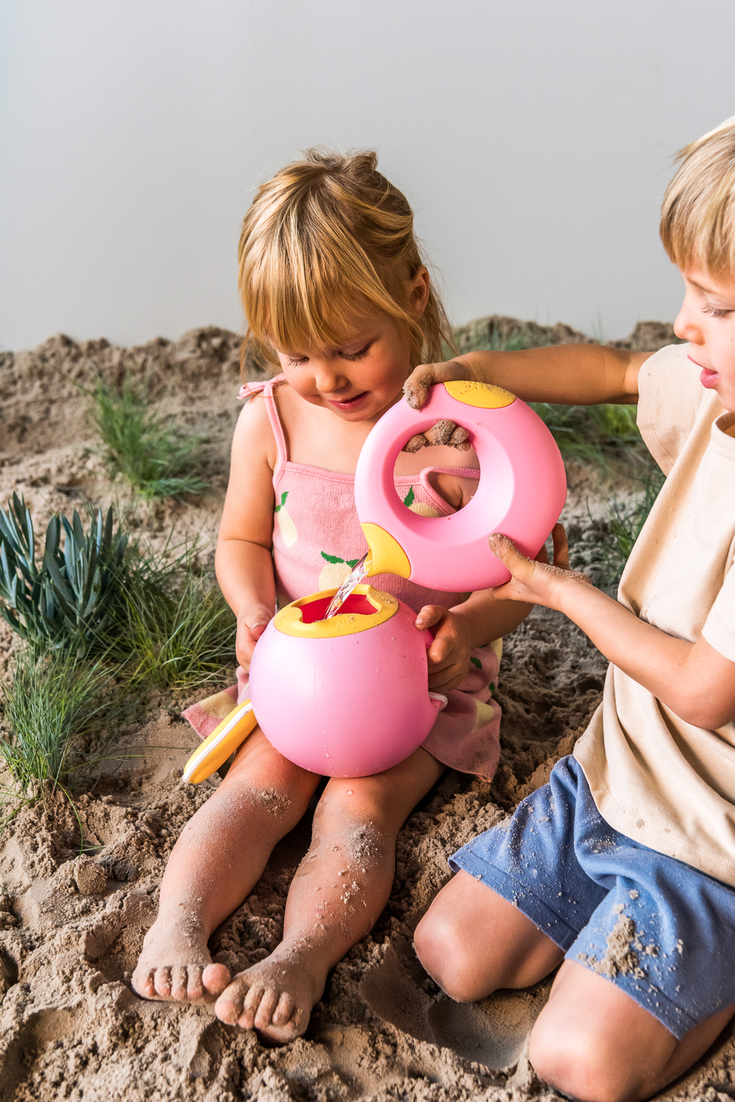 Eimer "Mini Ballo" pink - Quut Sandspielzeug 